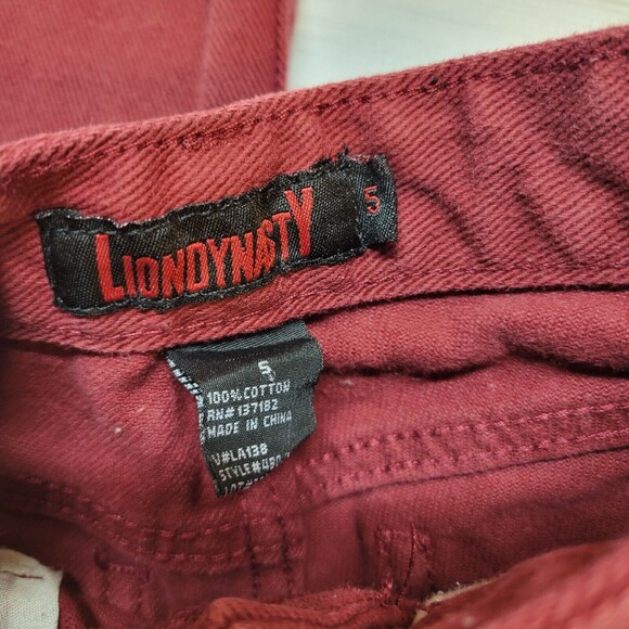 LION DYNASTY Boys Red Denim Jeans Size 5 - Picture 3 of 3